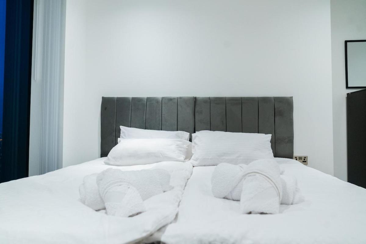 Luxury 2 Bed Penthouse With Stunning Views In Manchester City Centre ภายนอก รูปภาพ