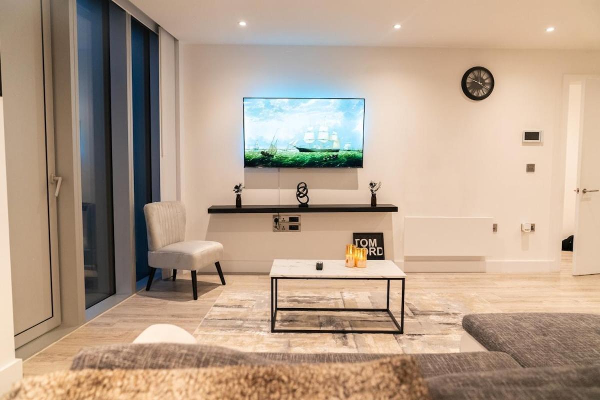 Luxury 2 Bed Penthouse With Stunning Views In Manchester City Centre ภายนอก รูปภาพ