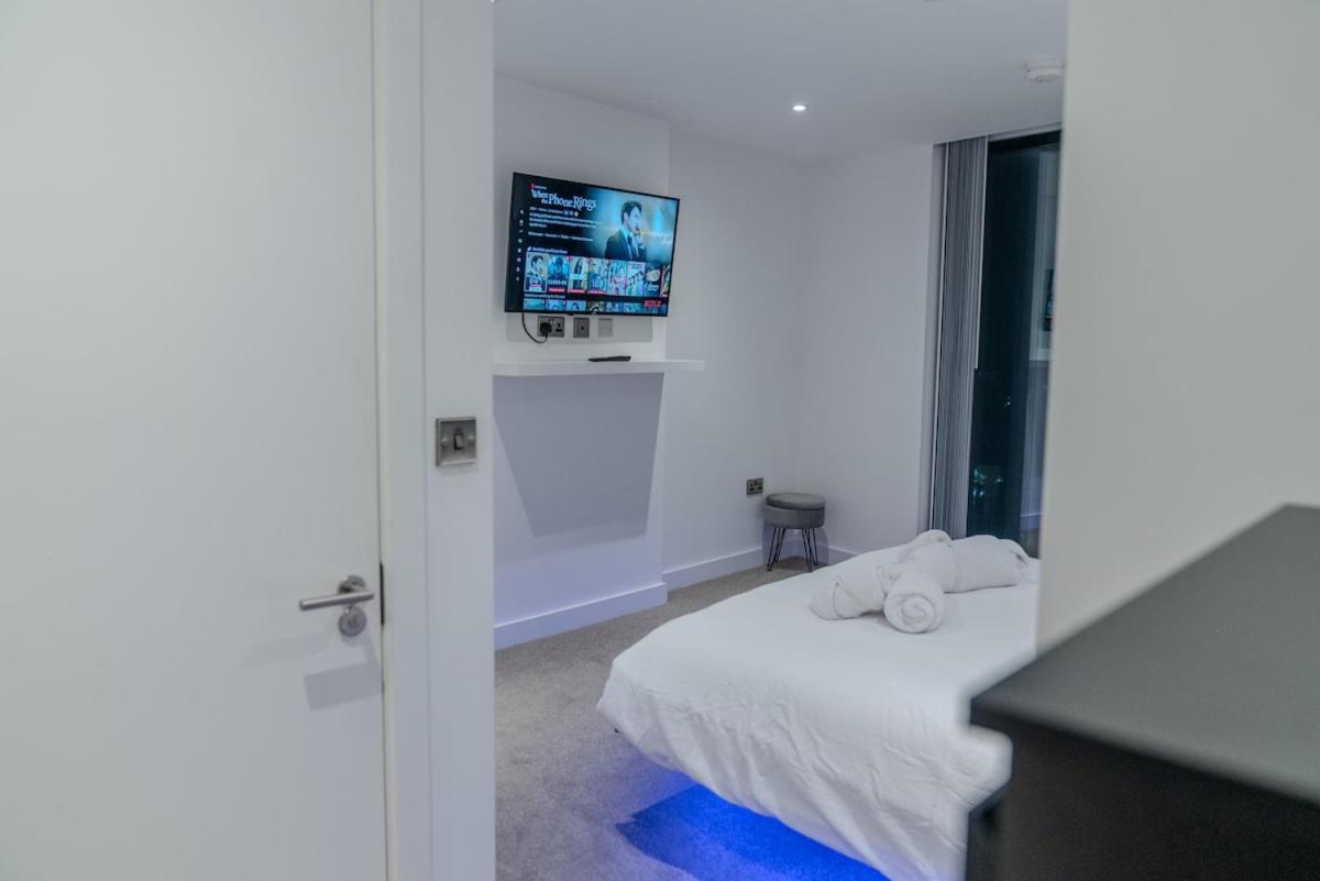 Luxury 2 Bed Penthouse With Stunning Views In Manchester City Centre ภายนอก รูปภาพ