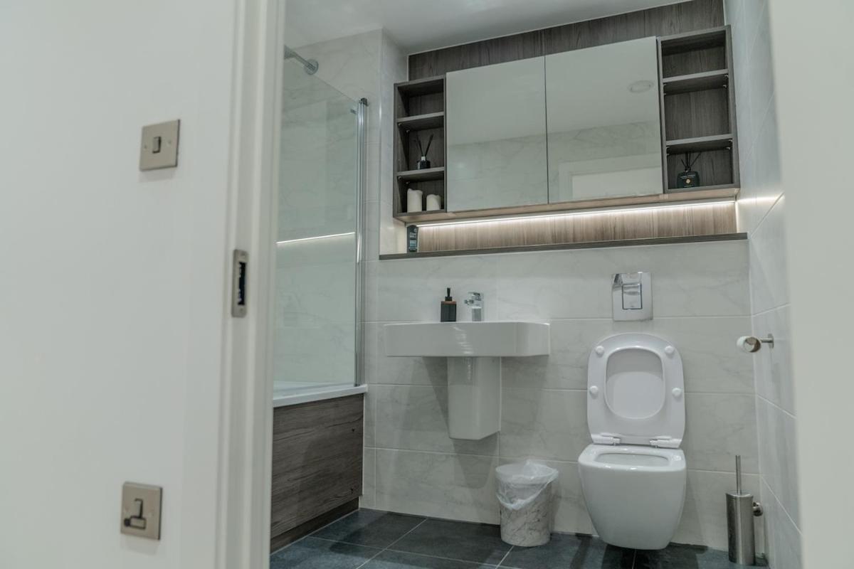 Luxury 2 Bed Penthouse With Stunning Views In Manchester City Centre ภายนอก รูปภาพ