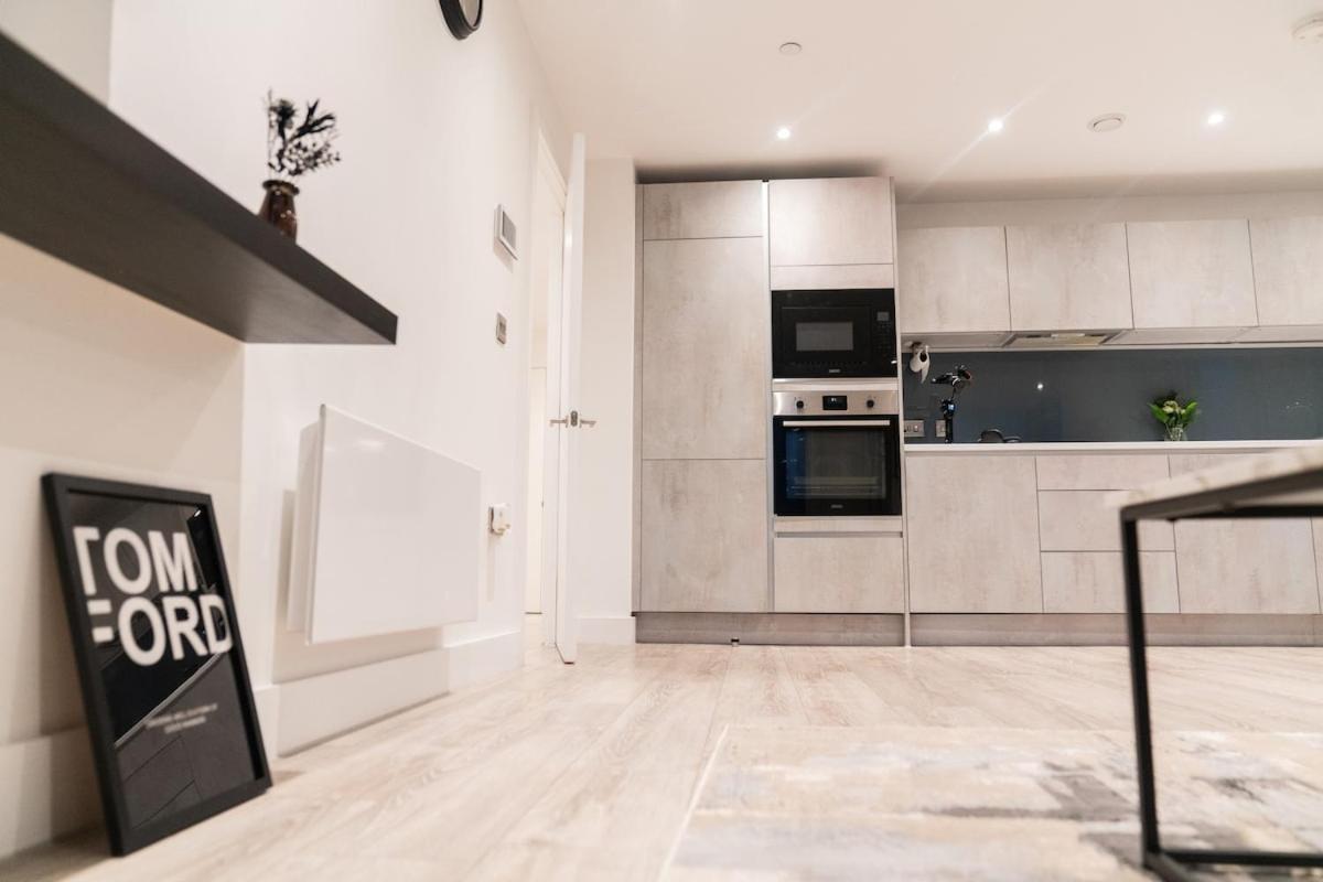 Luxury 2 Bed Penthouse With Stunning Views In Manchester City Centre ภายนอก รูปภาพ