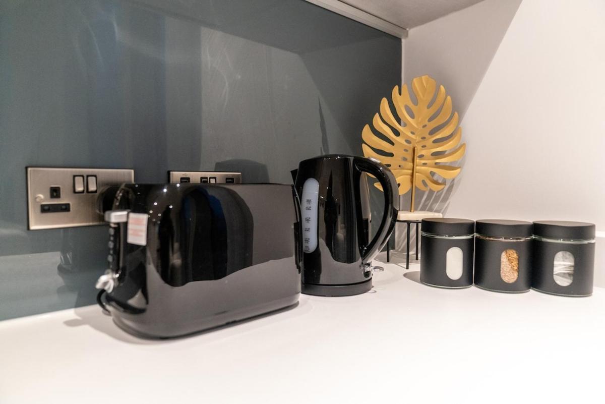 Luxury 2 Bed Penthouse With Stunning Views In Manchester City Centre ภายนอก รูปภาพ