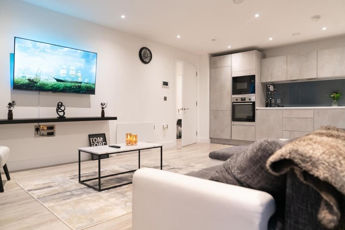 Luxury 2 Bed Penthouse With Stunning Views In Manchester City Centre ภายนอก รูปภาพ