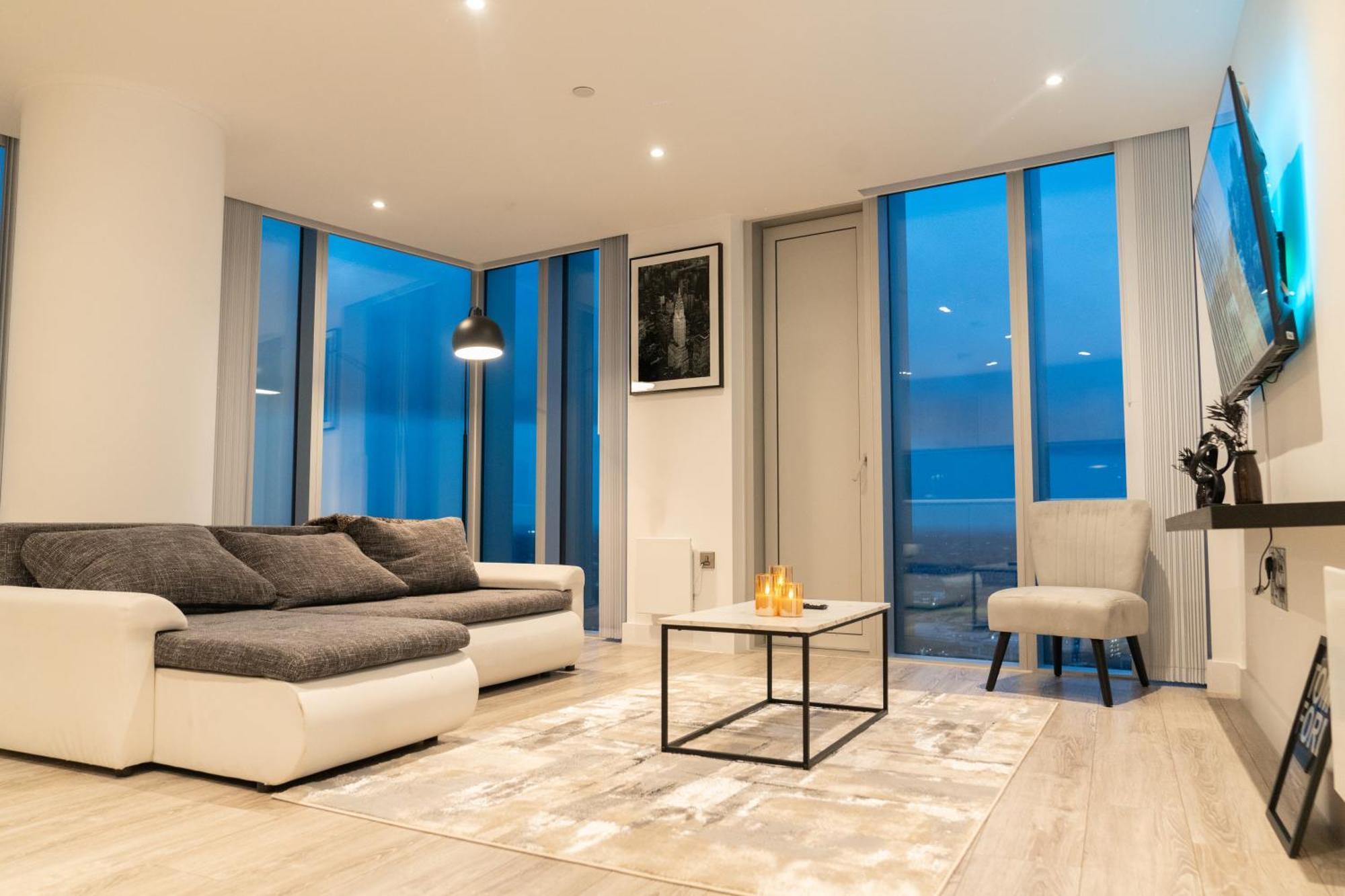 Luxury 2 Bed Penthouse With Stunning Views In Manchester City Centre ภายนอก รูปภาพ